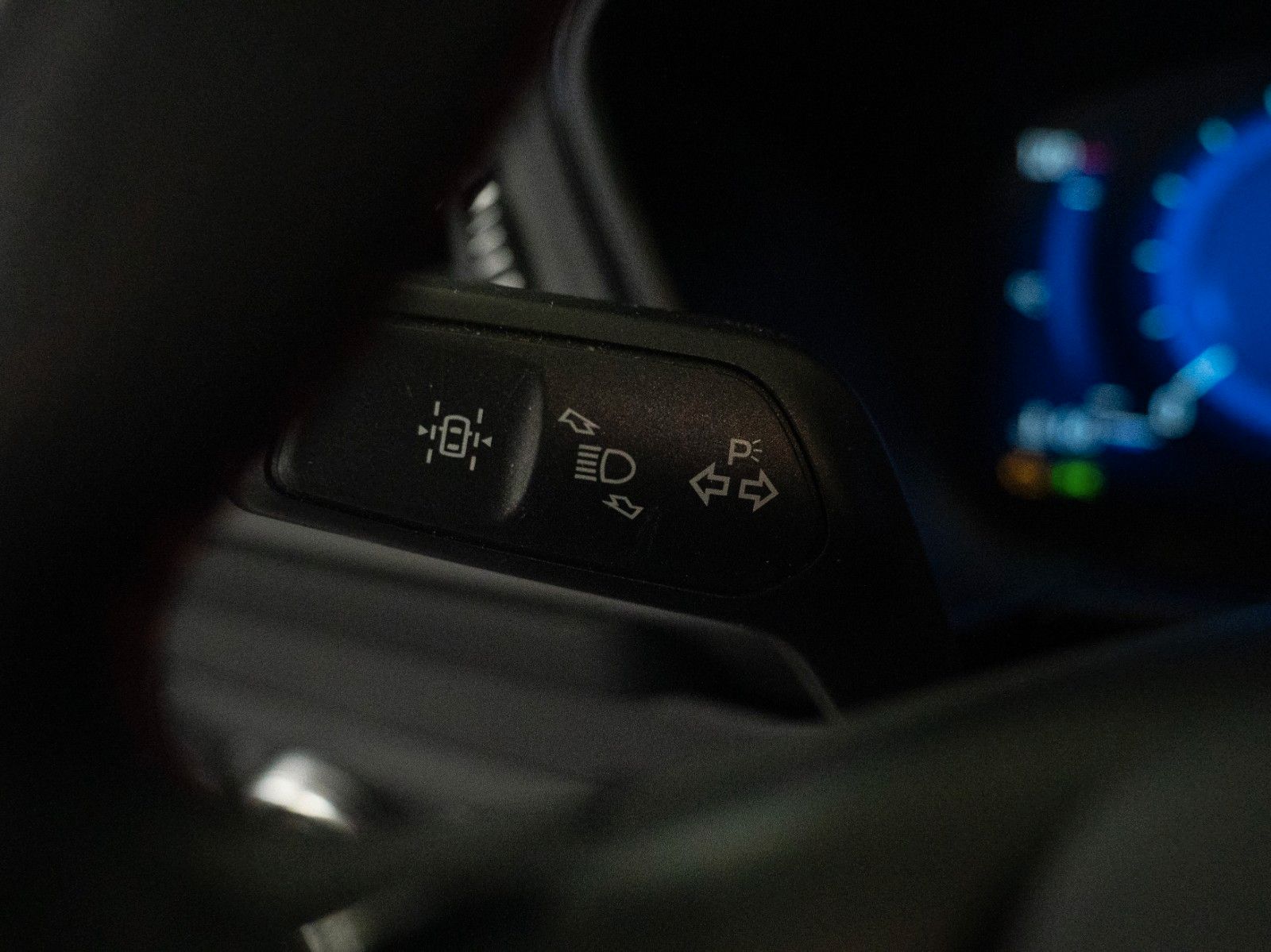 Fahrzeugabbildung Ford Kuga ST-Line AHK/WINTER-P./FRONT-/RÜCKFAHRKAMERA