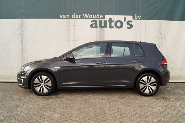 Volkswagen Golf e-Golf automatik -NAVI-ACC-LED-ECC-PDC-