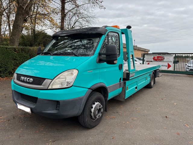 Iveco Daily 70C18 Dépanneuse