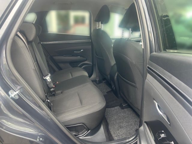 Fahrzeugabbildung Hyundai Tucson Trend Plug-In Hybrid 4WD +Krell+Assistenz