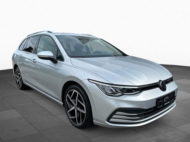 Fahrzeugabbildung Volkswagen Golf VIII Variant 1.5 eTSI LIFE HEAD-UP KAMERA N