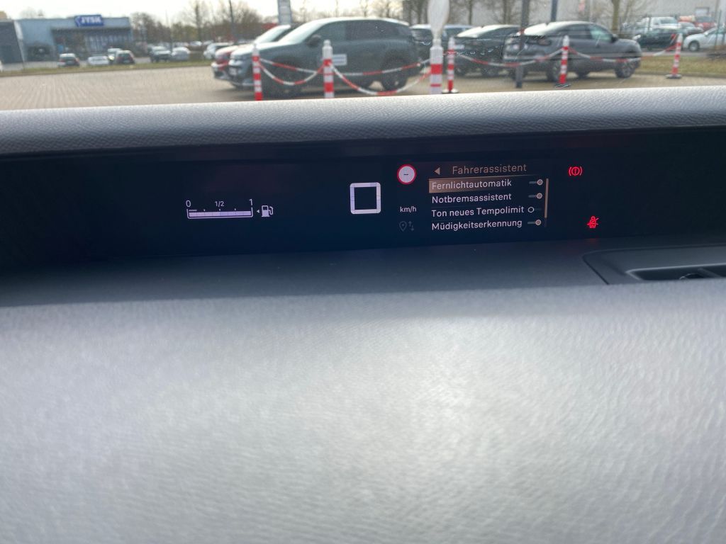 Fahrzeugabbildung Citroën C3 Aircross Turbo 100 PLUS *Winterpaket*Cam*CP*