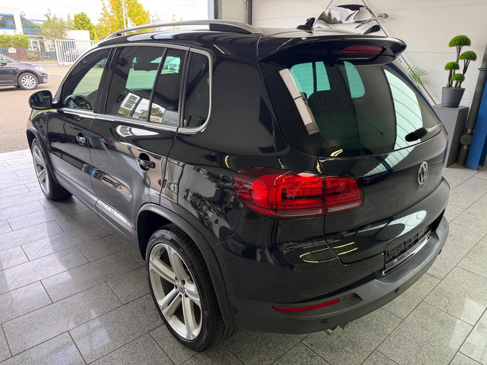 Volkswagen Tiguan 2.0 TDI*SPORT*4MOT*AUT*CAM*PANO*BI-XN*NAV