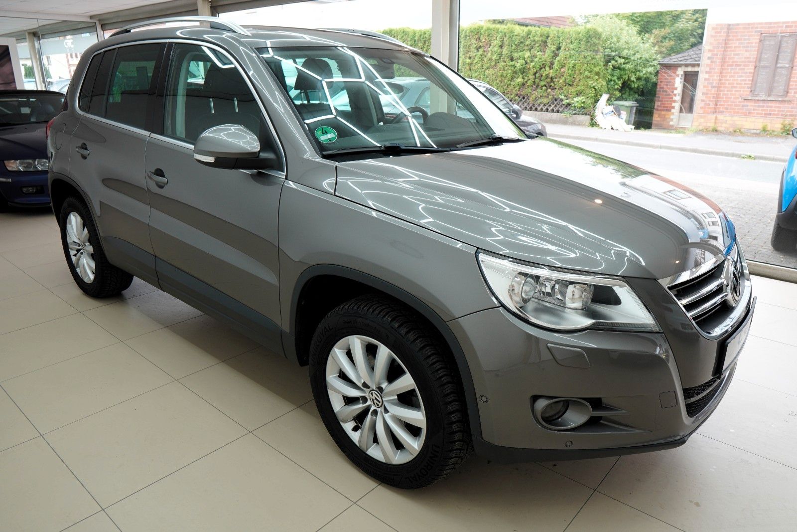 Fahrzeugabbildung Volkswagen Tiguan Sport & Style 4Motion *Leder*Autom*Pano*