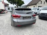 Hyundai i40 cw blue Trend - gebrauchte Hyundai i40 aus dem Jahr 2015