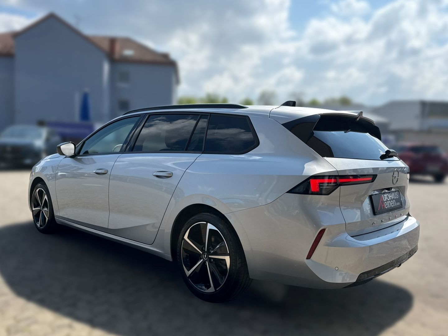 Fahrzeugabbildung Opel Astra ASTRA 1.5CDTi Bus. Elegance Sports Tourer