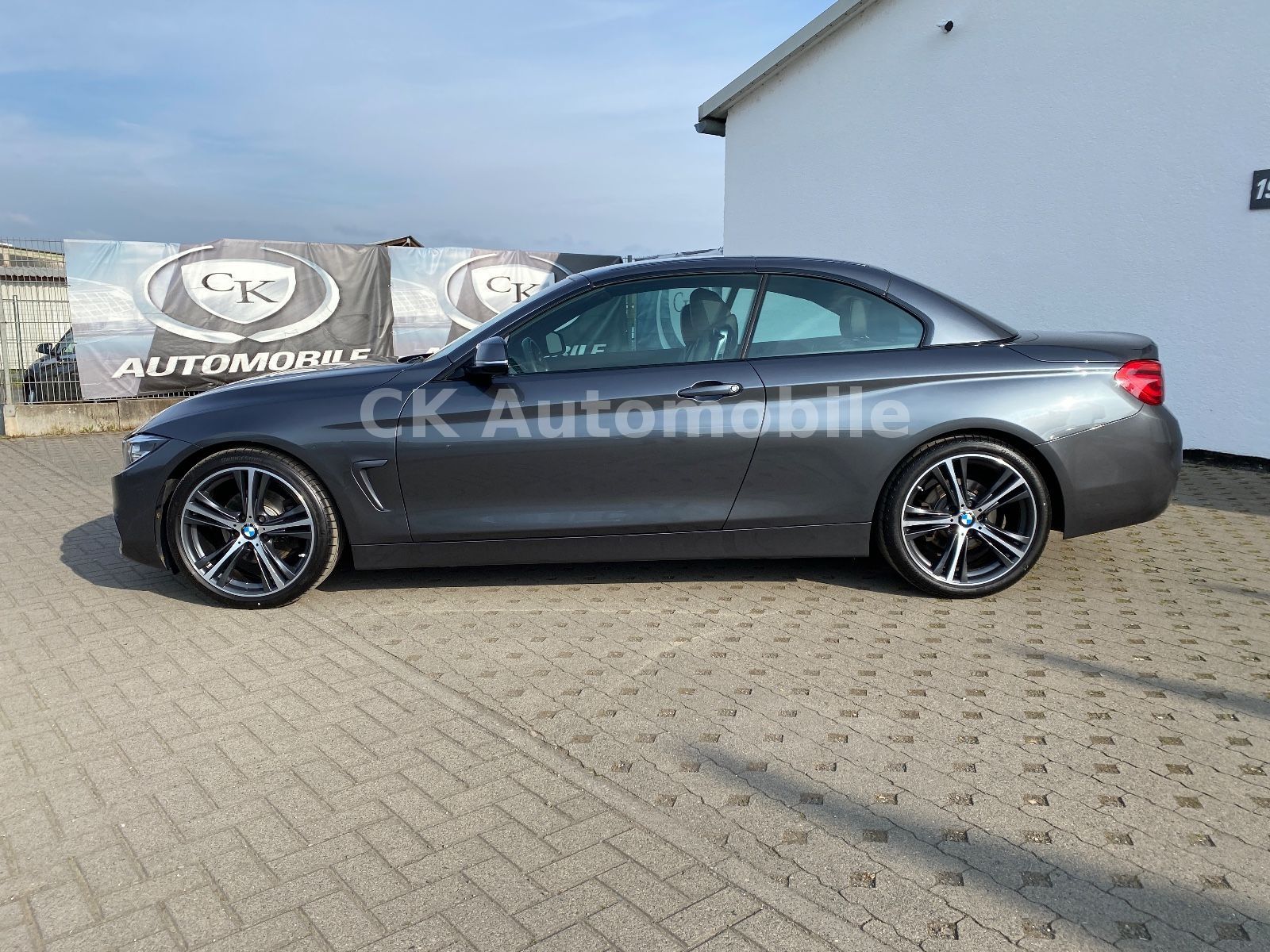 Fahrzeugabbildung BMW 420d Cabrio Sport Line/Navi/Leder/Bi-Xenon/Kam.