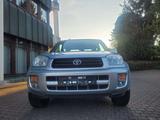 Toyota RAV 4 4x4 Special Automatik-Nur 109 Tkm-3 Türig- - aus 2000: Geländewagen