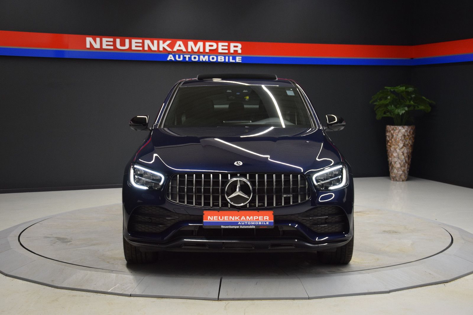 Fahrzeugabbildung Mercedes-Benz GLC 43 Coupe AMG 4Matic Pano s.AGA HuD ACC Burme