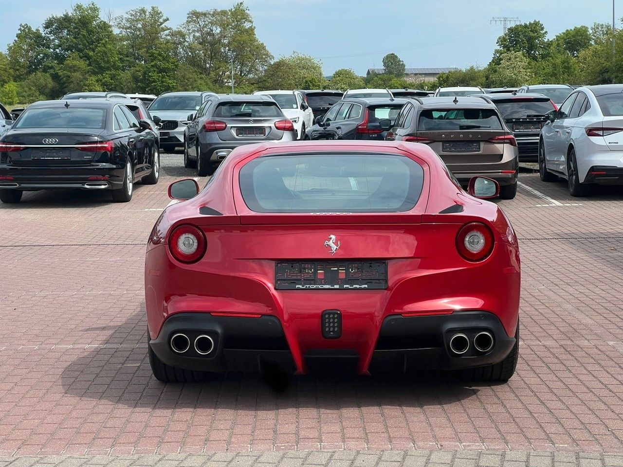 Fahrzeugabbildung Ferrari F12 Berlinetta*Carbon*Lift*Sonderfarbe*Garantie*