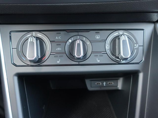 POLO 1.0 TSI DSG LIFE APPCONNECT+SHZ+NEBEL+PDC