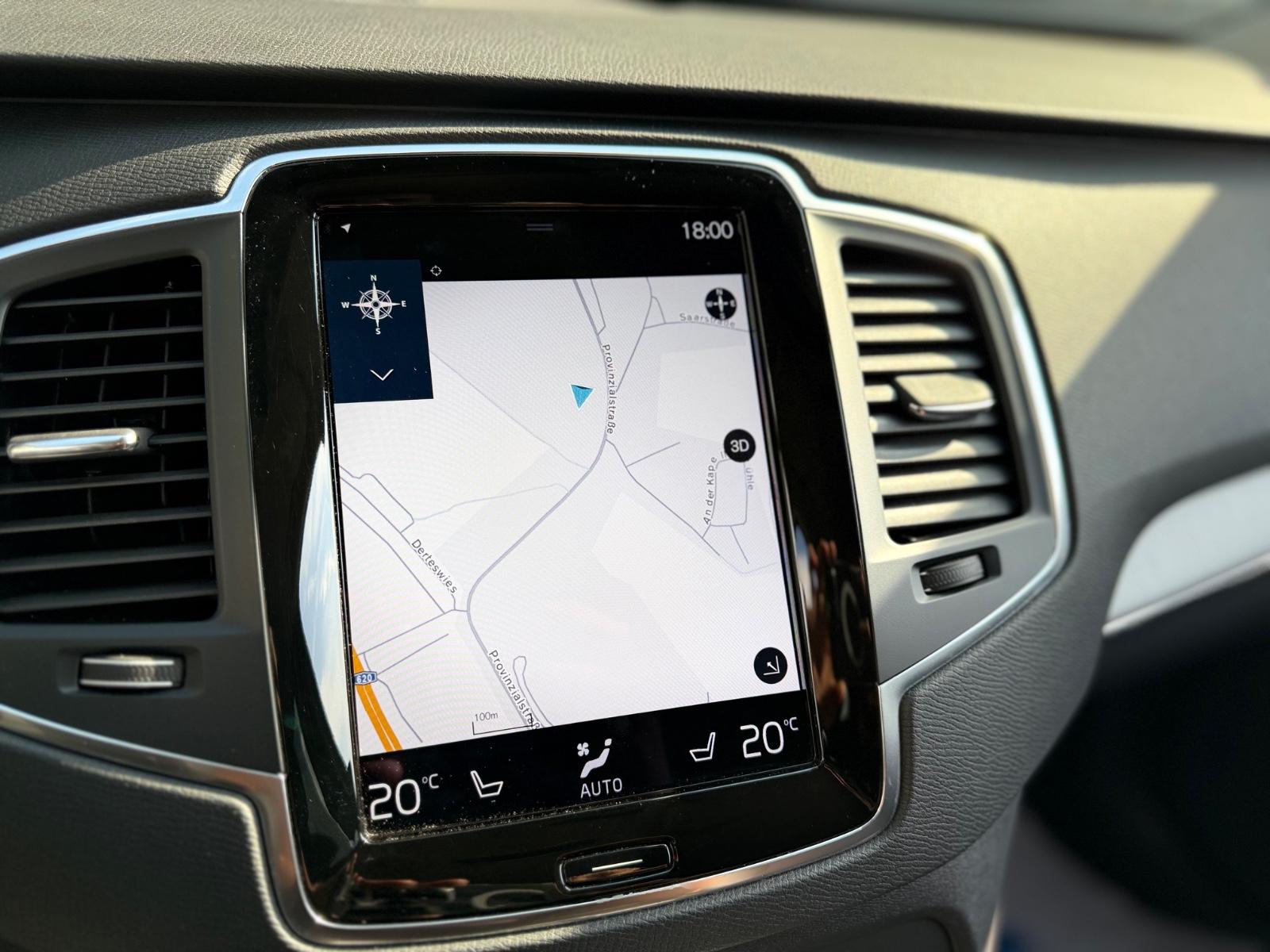 Volvo XC 90 Momentum Pro AWD/360K/LED/VirtC/AHK/H&K/