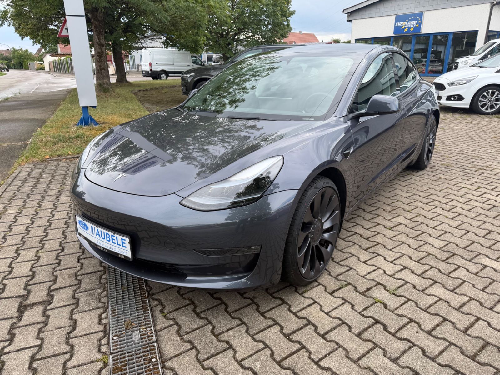 Tesla Model 3 Performance Dual AWD