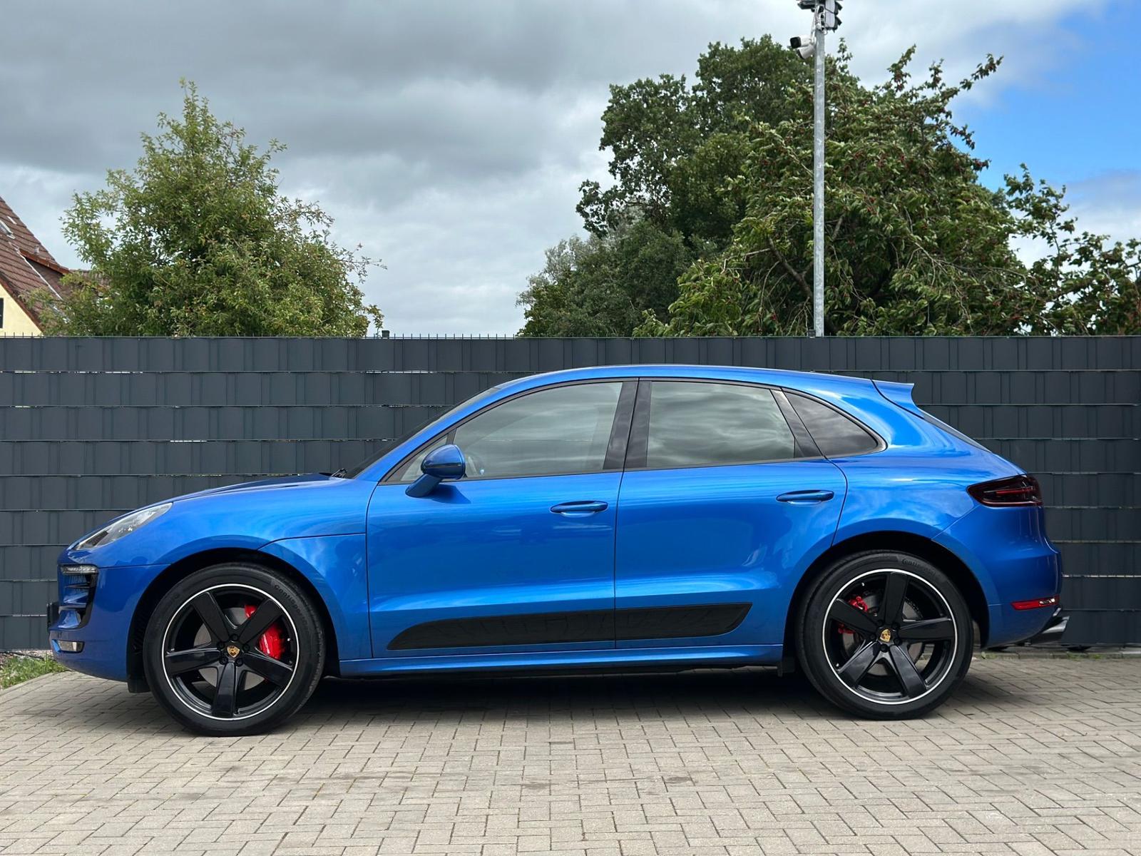 Porsche Macan Turbo 3.6 400 ch • 1ère Main • Sport Chrono • Burmester • Toit pano • Carbone • 21"