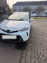 Toyota Prius Plus Mietwagen/Uber/Bolt Hale... - Toyota Prius: Plus