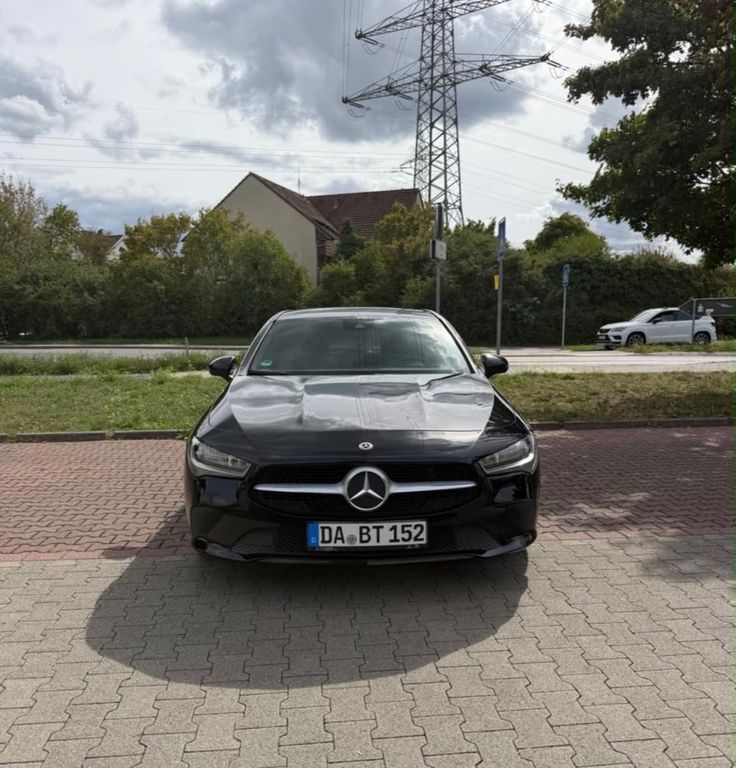 Image of Mercedes-Benz CLA 180