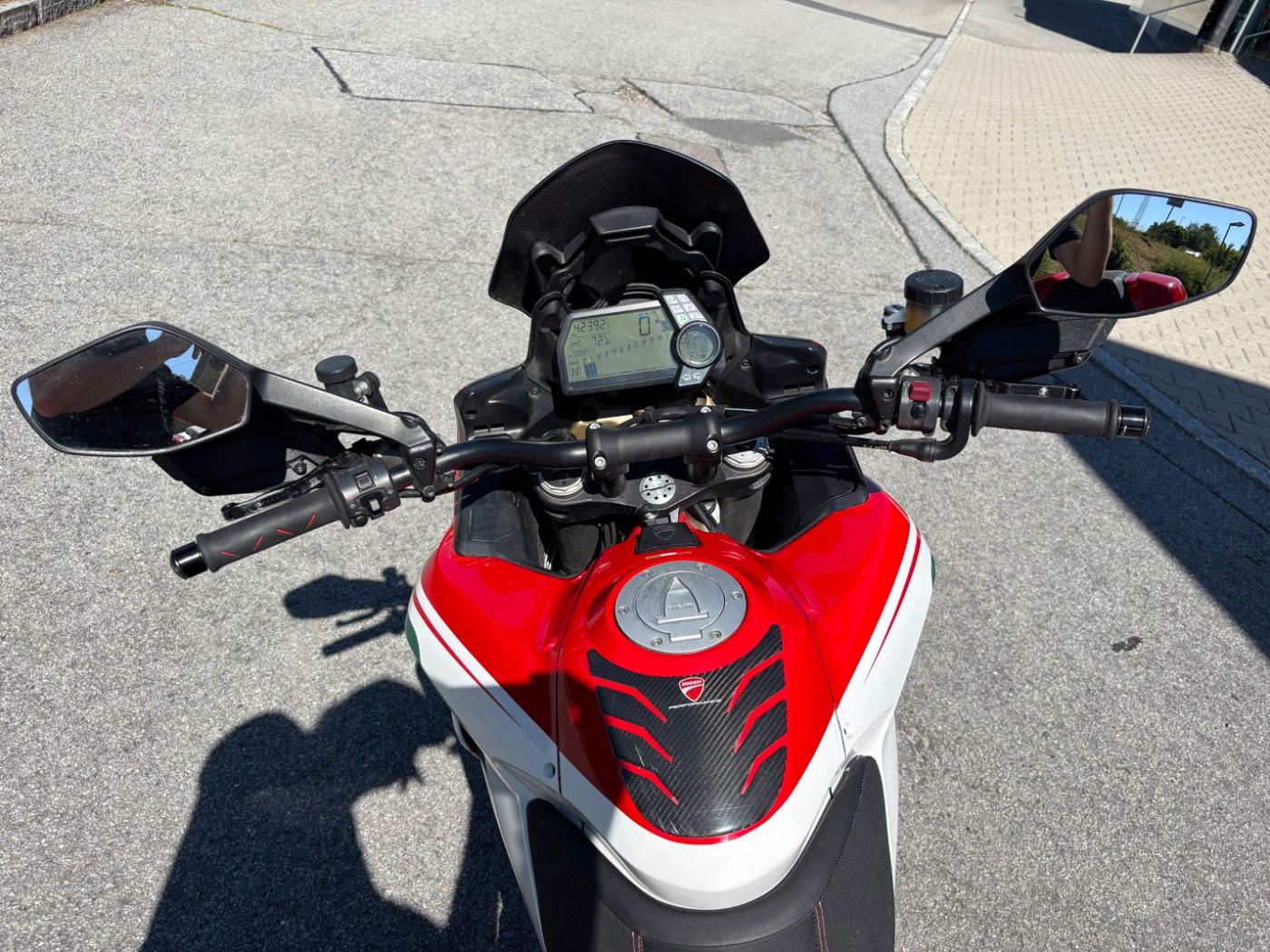 Fahrzeugabbildung Ducati Multistrada 1200 Pikes Peak