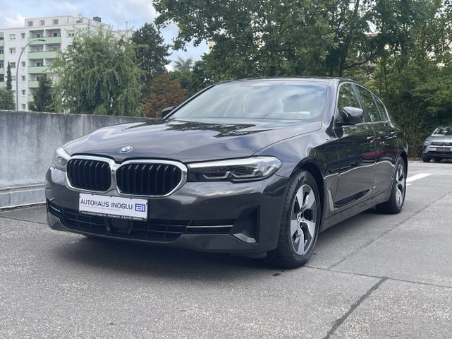 BMW 520d A Business Live Cockpit+Leder+ACC+R-Kam+SHZ