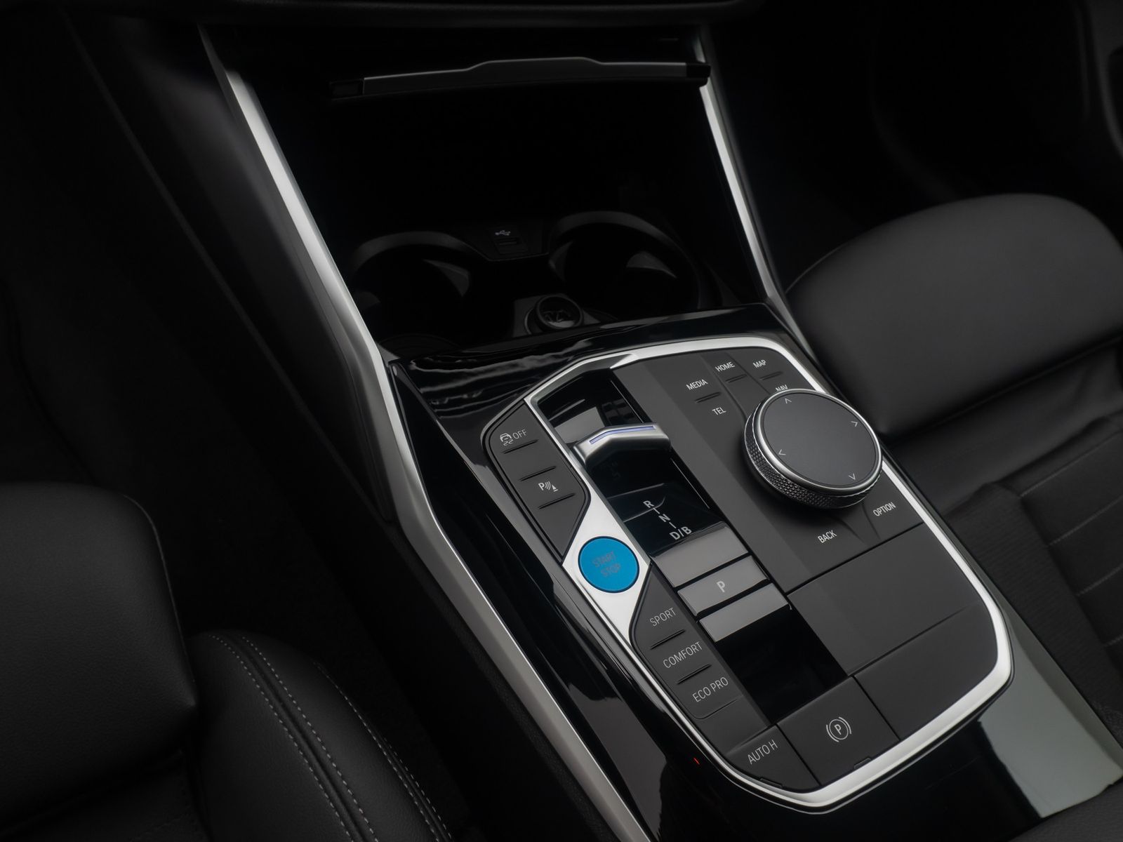 Fahrzeugabbildung BMW i4 eD35 GC Kamera DAB GeschwindigReg Widscreen