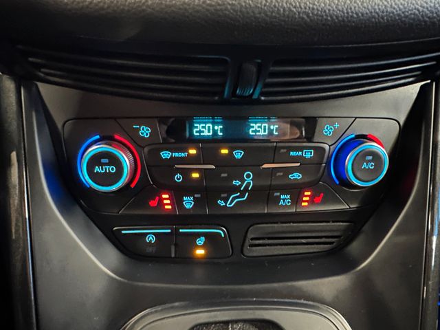 Ford Kuga Titanium *1. Hand*Klima*SHZ*Bluetooth*PDC*