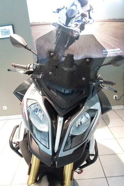 Fahrzeugabbildung BMW S1000XR mit Seitenkoffern