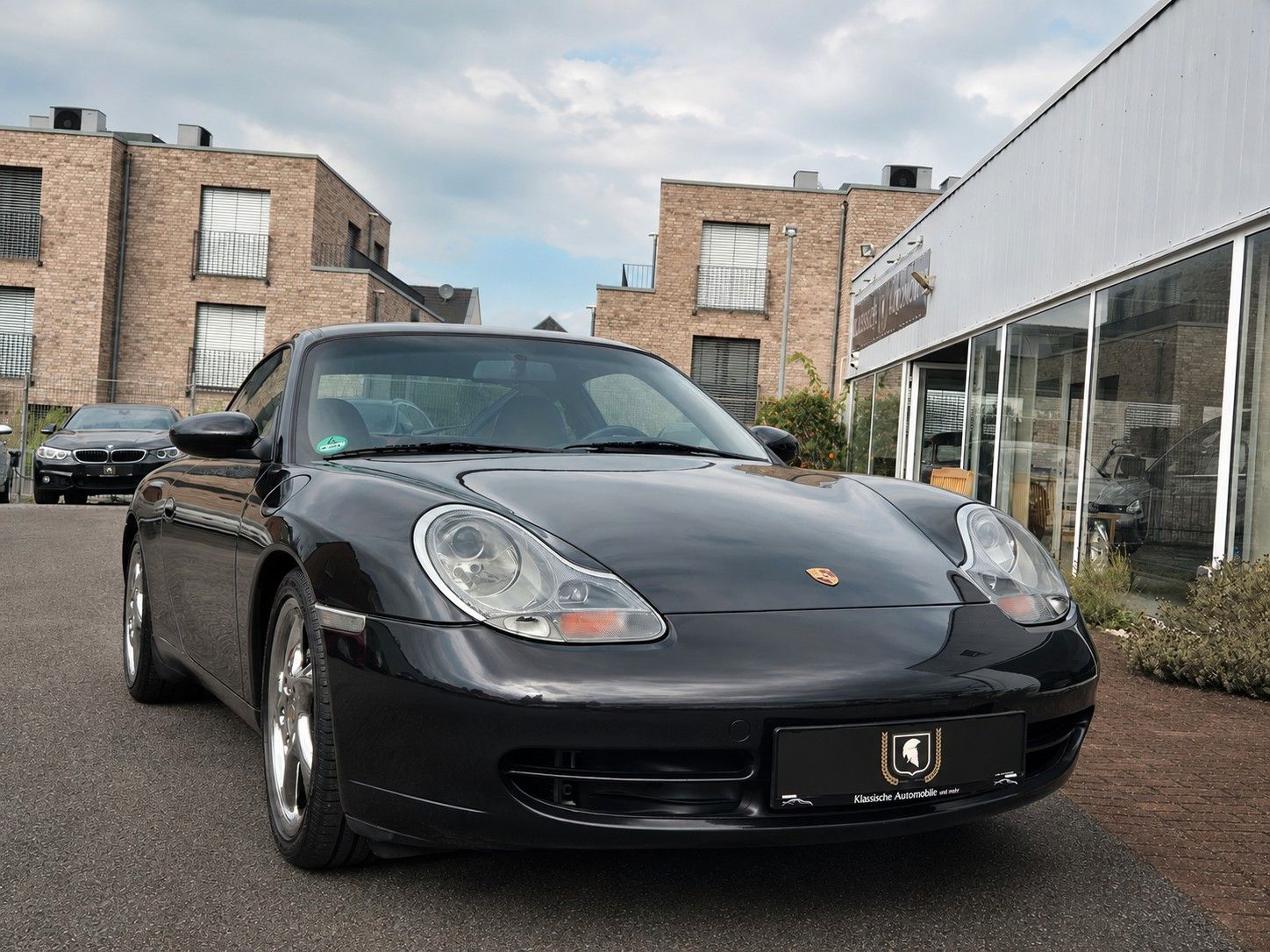 Fahrzeugabbildung Porsche 996 Carrera 4 /Nr. 358 von 911 Millennium/BRD/1A