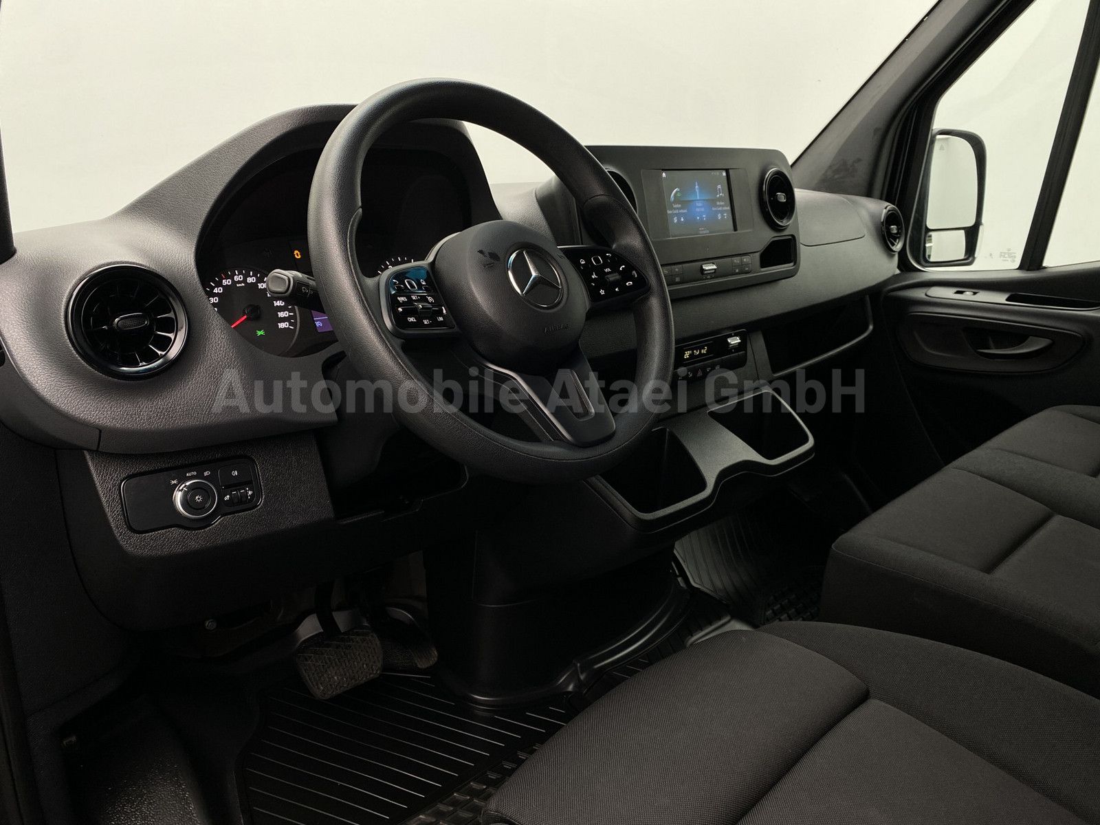 Fahrzeugabbildung Mercedes-Benz Sprinter 317 Automatik MAXI+ AHK 3,5t (3755)