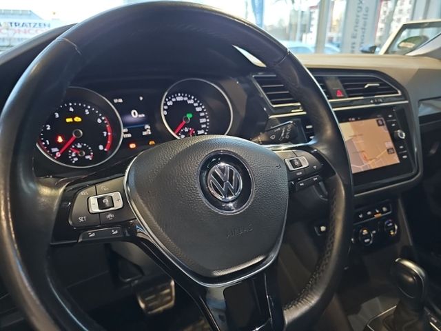 Fahrzeugabbildung Volkswagen Tiguan 1.5 TSI DSG IQ.DRIVE NAVI ACC SHZ GJR