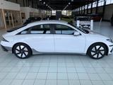Hyundai IONIQ 6 Hyundai Heckantrieb 53kWh Batt. Basismod - Hyundai IONIQ 6 aus 2023