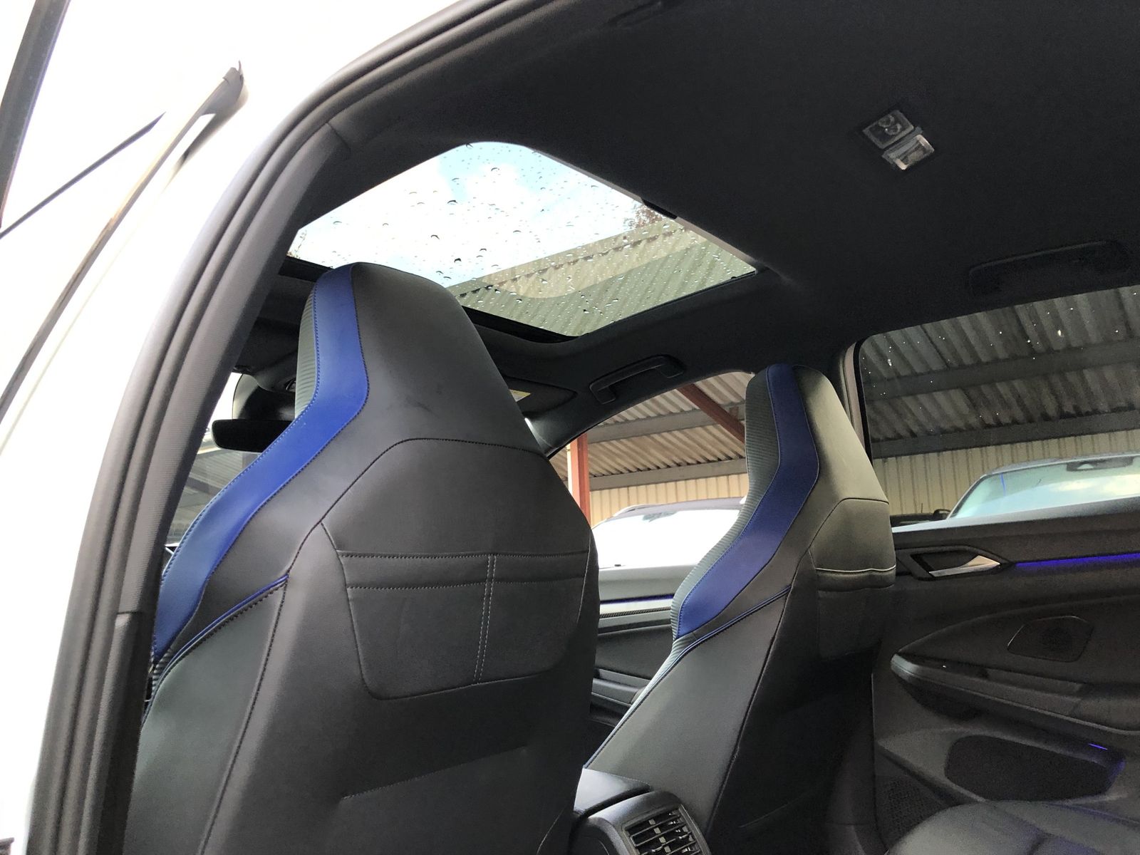 Volkswagen Golf R 2.0 TSI Performanc Black Ed Akrapovic foto 13