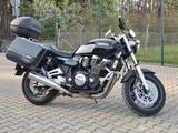Yamaha XJR 1200