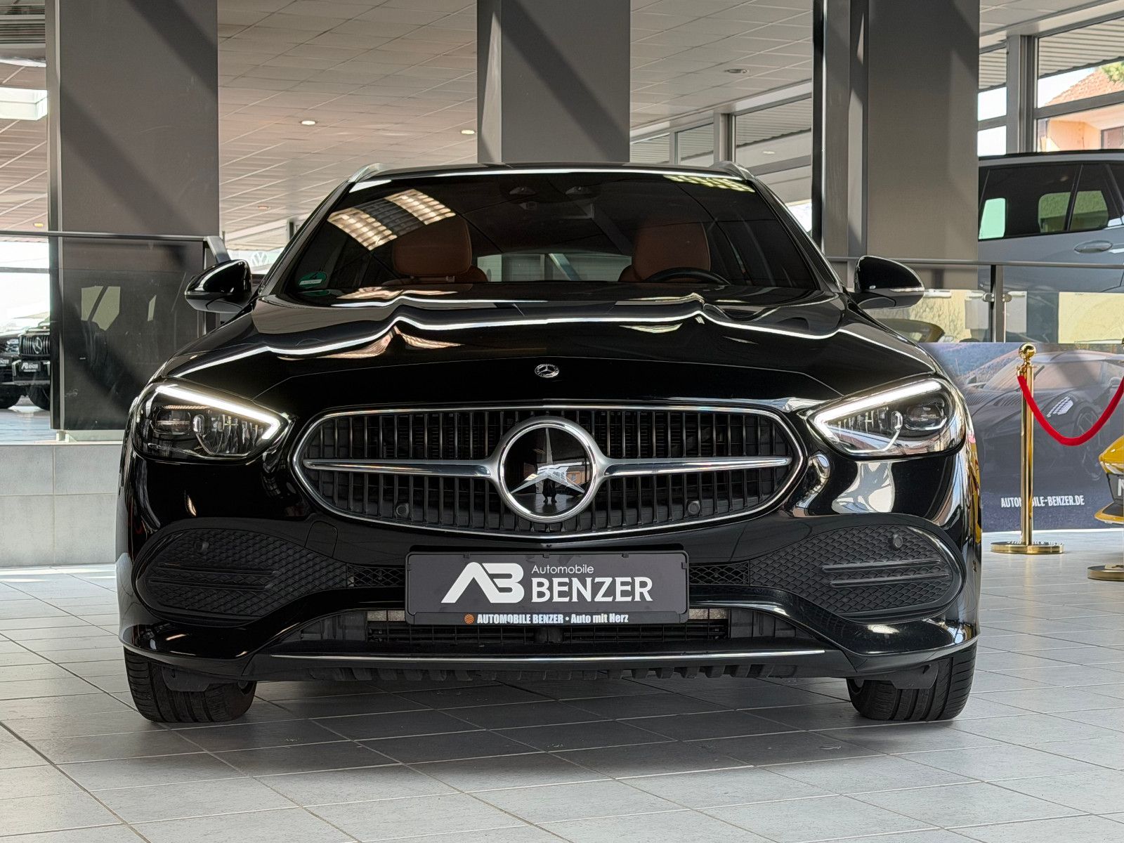 Fahrzeugabbildung Mercedes-Benz C 220d T /KEYLESS/MEMORY/KAMERA/AMBIENTE/ACC++/