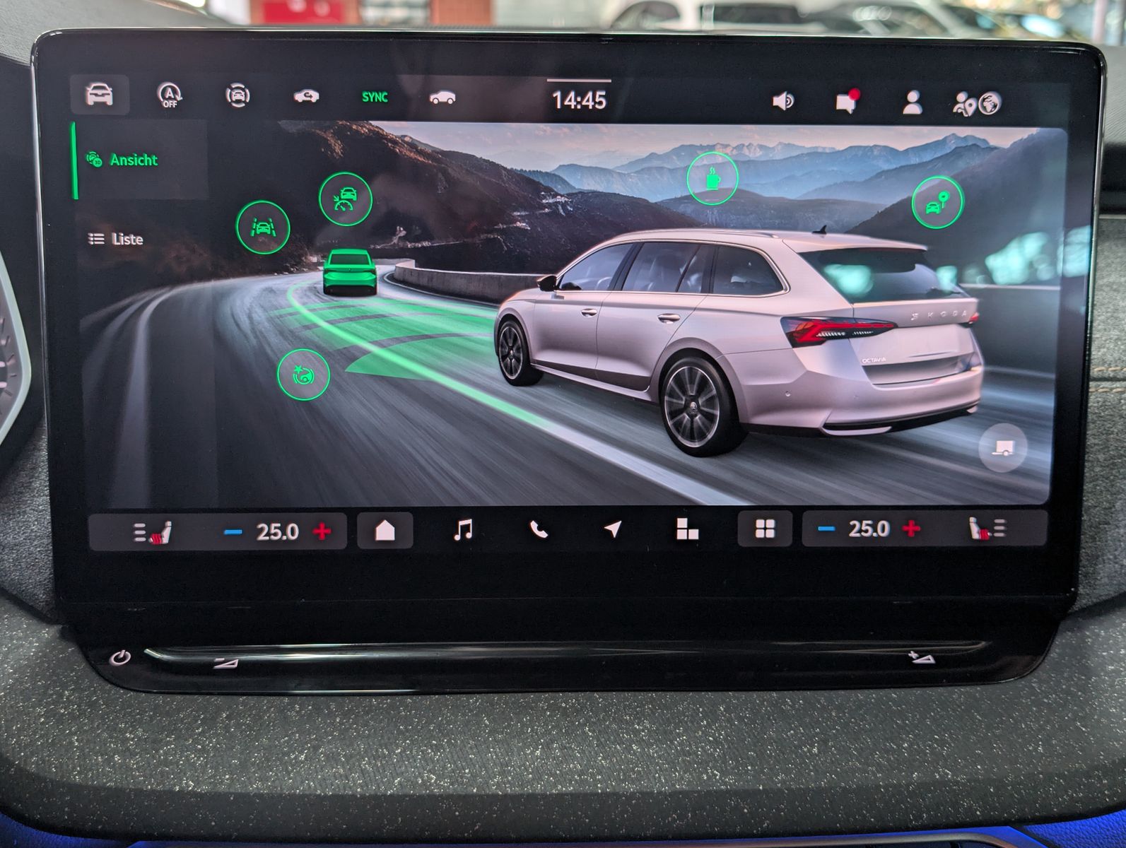 Fahrzeugabbildung SKODA Octavia 1.5 TSI mHEV Style ACC AHK 5J.-Garantie