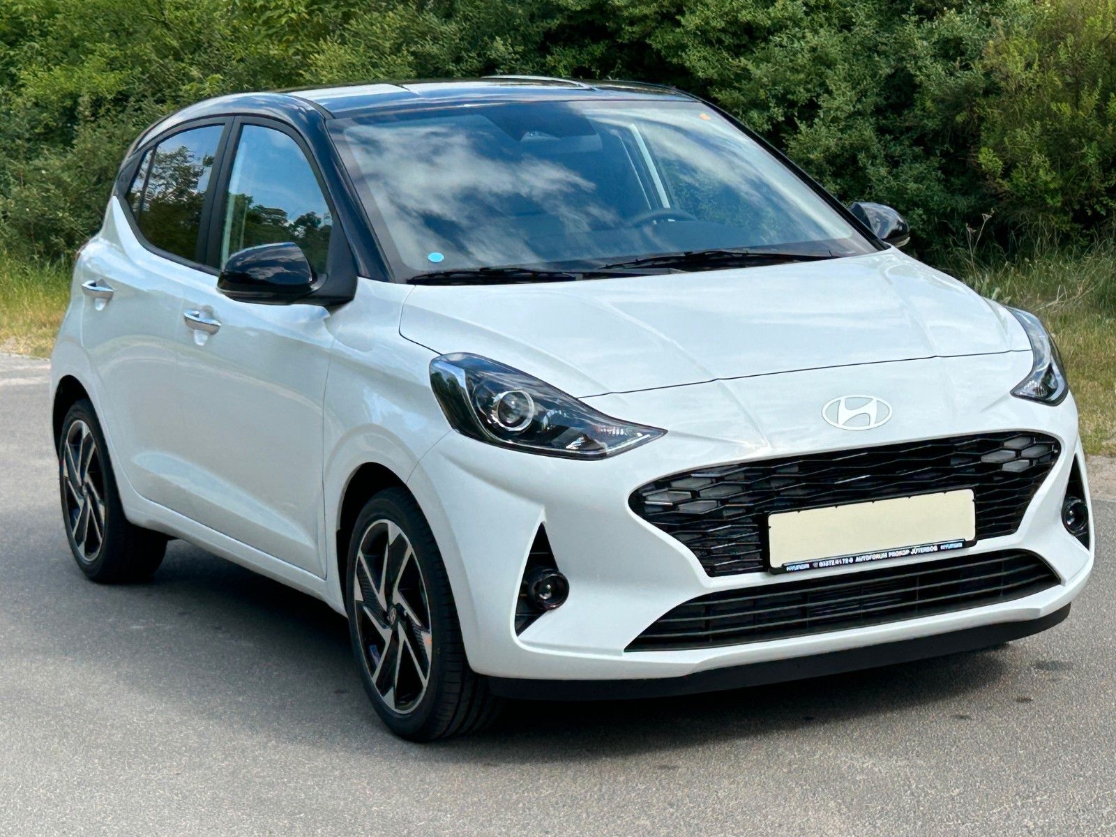 Fahrzeugabbildung Hyundai i10 1.2 Prime *Navi*Sitzhzg*Lenkradhzg*Kamera*