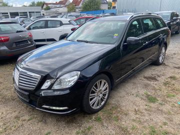 Mercedes E 200 - 1