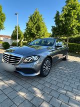 Mercedes-Benz E200 W213 - Mercedes-Benz 200: Limousine