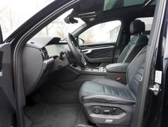 Fahrzeugabbildung Volkswagen Touareg Elegance 4Motion eHybrid Pano ACC Voll!