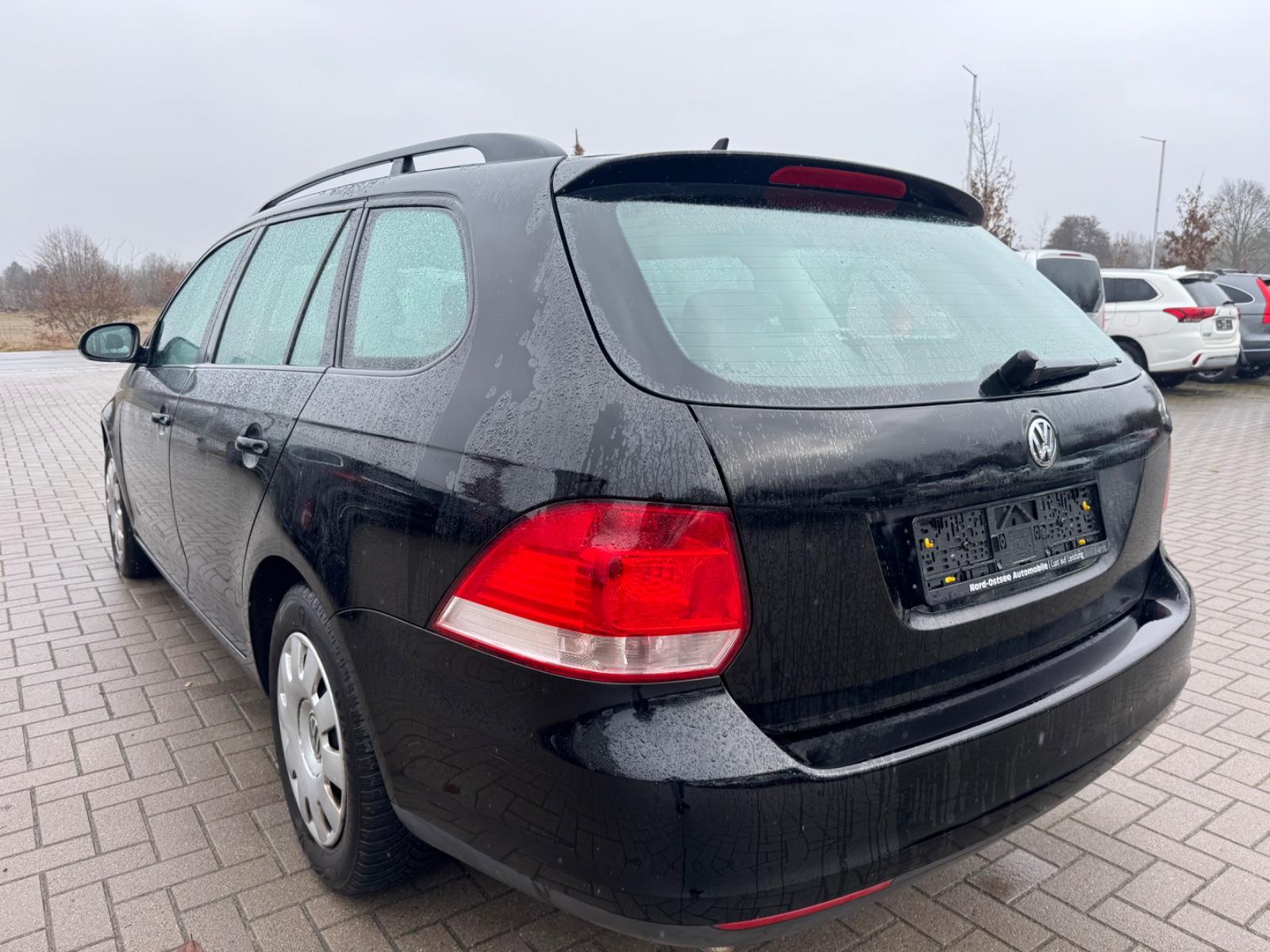 Volkswagen Golf 2008 — engine 1.896 cm³, 105 HP (77kW)