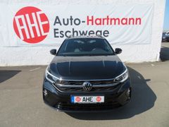 VW Taigo 1.5 TSI R-Line DSG RFK IQ.Light CarPlay VW Taigo 1.5 TSI R-Line DSG RFK IQ.Light CarPlay
