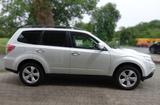 Subaru Forester Exclusive 4x4.AHK.Leder.Kamera.Navi.Xen - Subaru Gebrauchtwagen von 2010