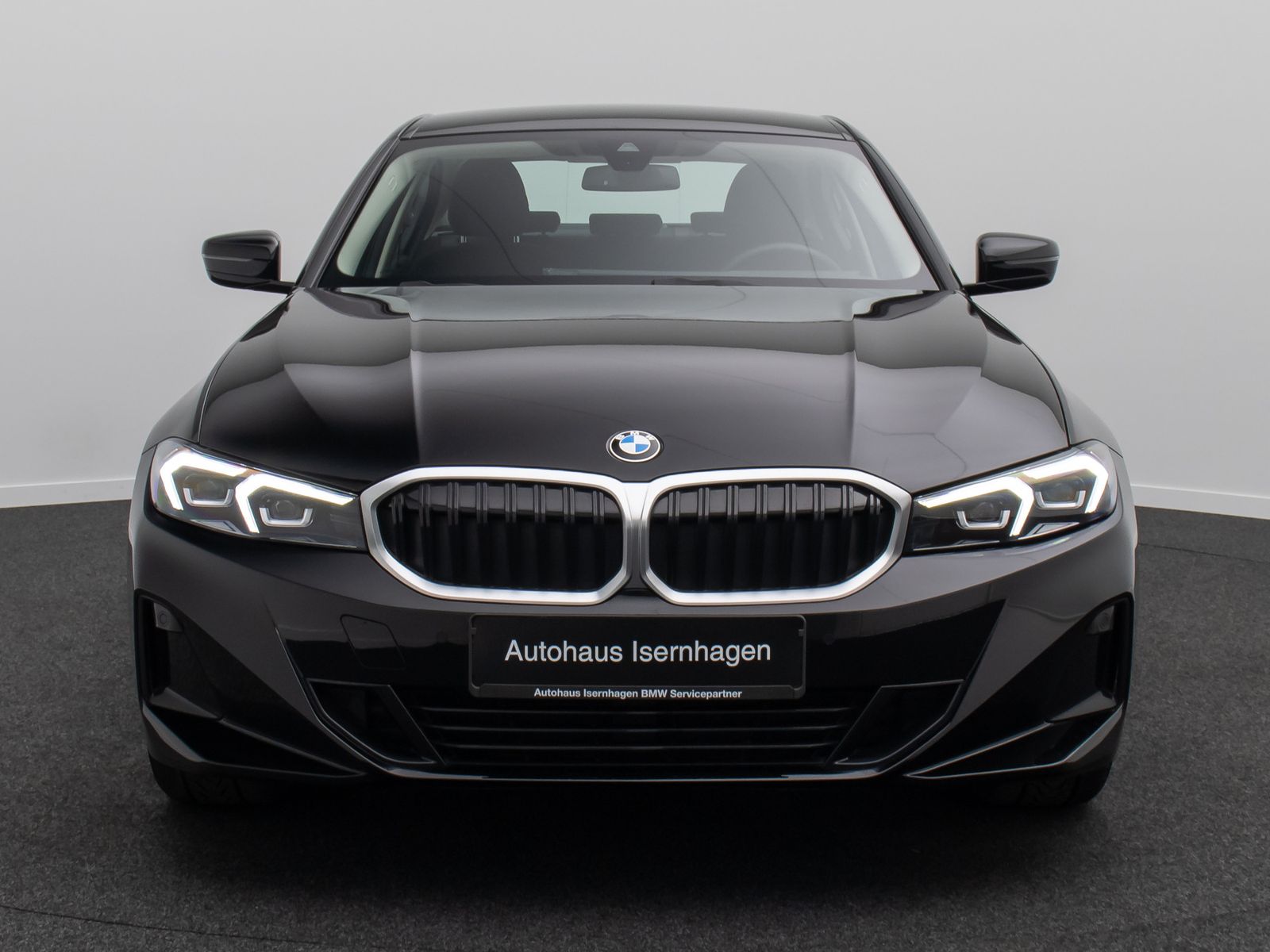 Fahrzeugabbildung BMW 318i Widscreen DAB PDC GeschwindigReg Cockpit+