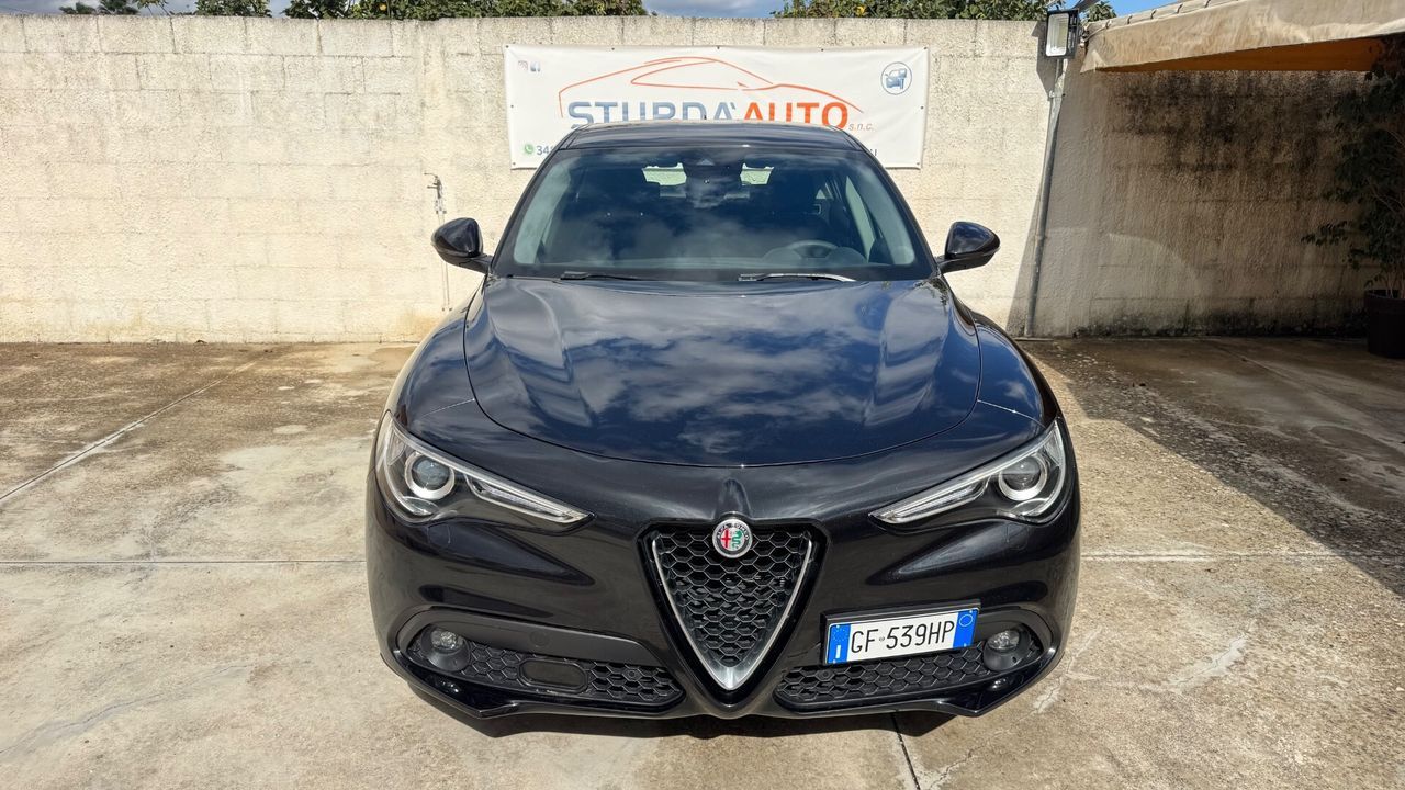 Alfa Romeo Stelvio 2.2 Turbodiesel 190 CV AT8 Q4 imagem 2