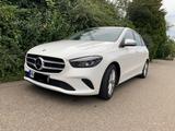 Mercedes-Benz B 250 DCT - - weiße Mercedes-Benz B 250