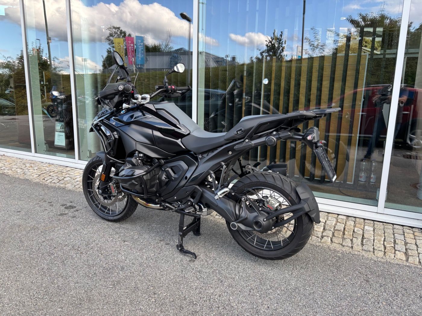 Fahrzeugabbildung BMW R 1300 GS Triple Black