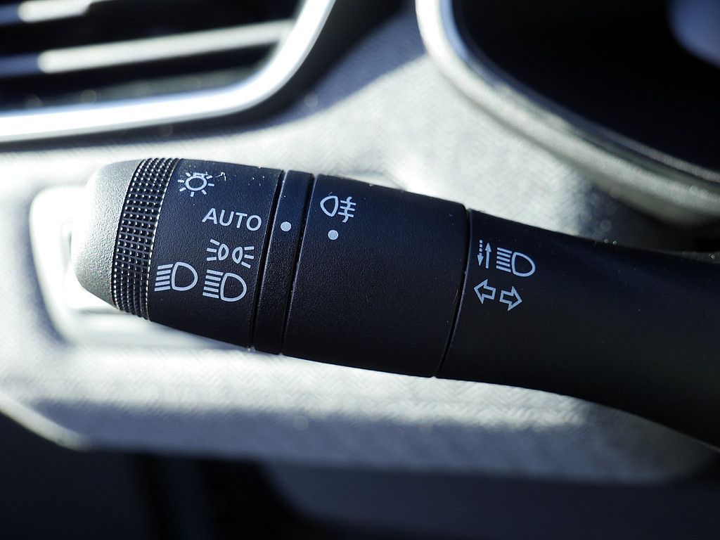 Fahrzeugabbildung Renault Clio Techno TCe 90 Automatik