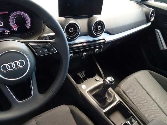 Q2 30 TDI - LED / AHZV