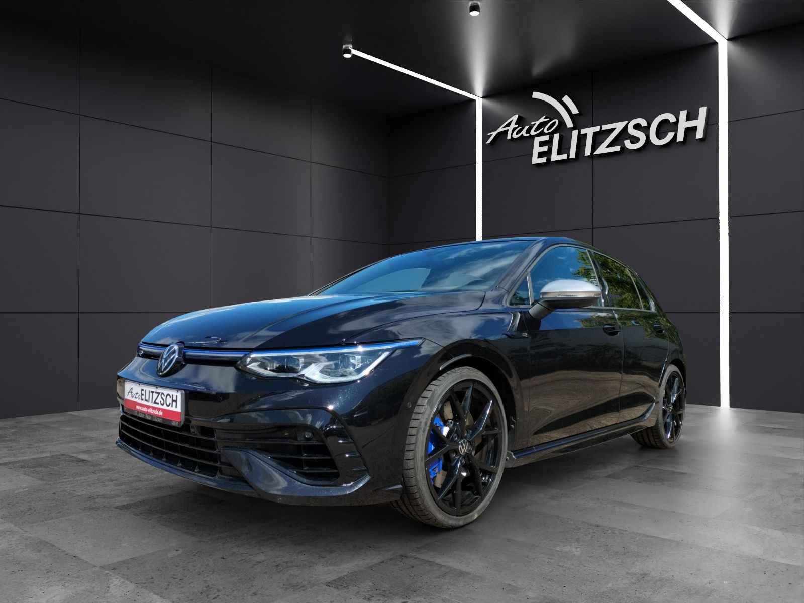 Fahrzeugabbildung Volkswagen Golf VIII R 4M  DSG Matrix Navi Harman AID ACC R