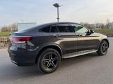 Mercedes-Benz GLC 300 e 4MATIC Coupé Autom. - AMG Int-Ext - Mercedes-Benz GLC 300 mit Hybrid-Antrieb: Coupe