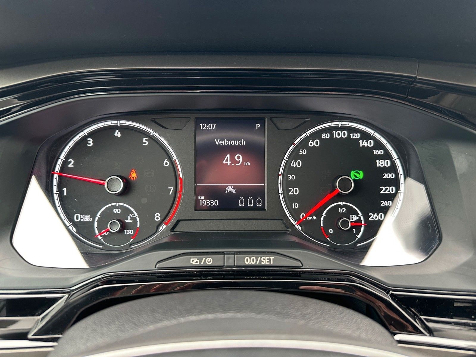 Volkswagen Polo VI Comfortline – Bild 9