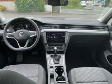 Volkswagen Passat Variant - 12